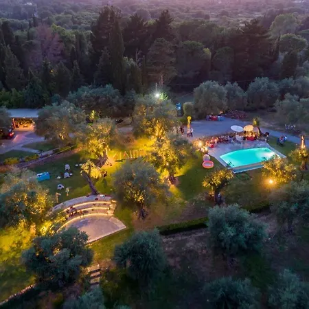 Triklino Estate Villa Áfra