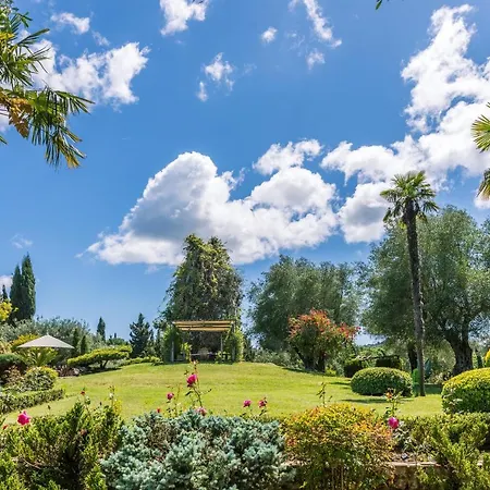 Triklino Estate Βίλα