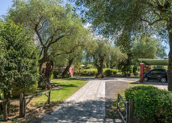 Triklino Estate Vilă Áfra