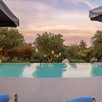 Triklino Estate Áfra