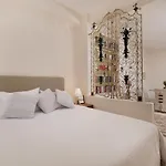 וילה Triklino Estate