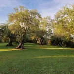 וילה Triklino Estate *