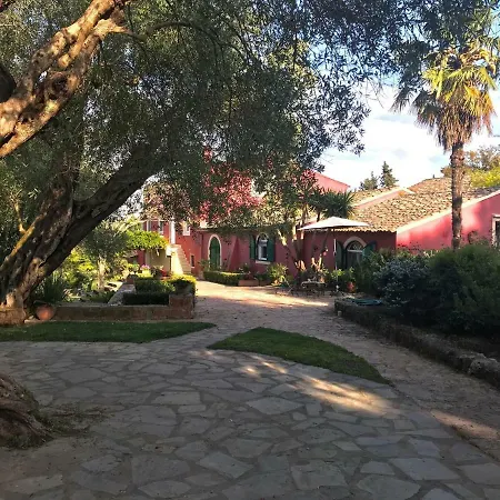 Triklino Estate * Áfra